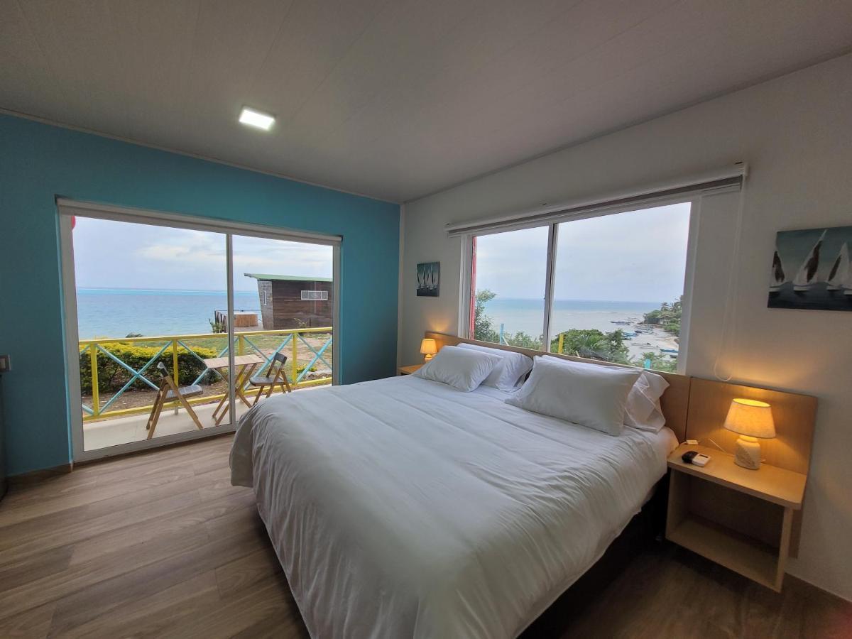 321 Surprise Beach House And Glamping Archibolds Bagian luar foto