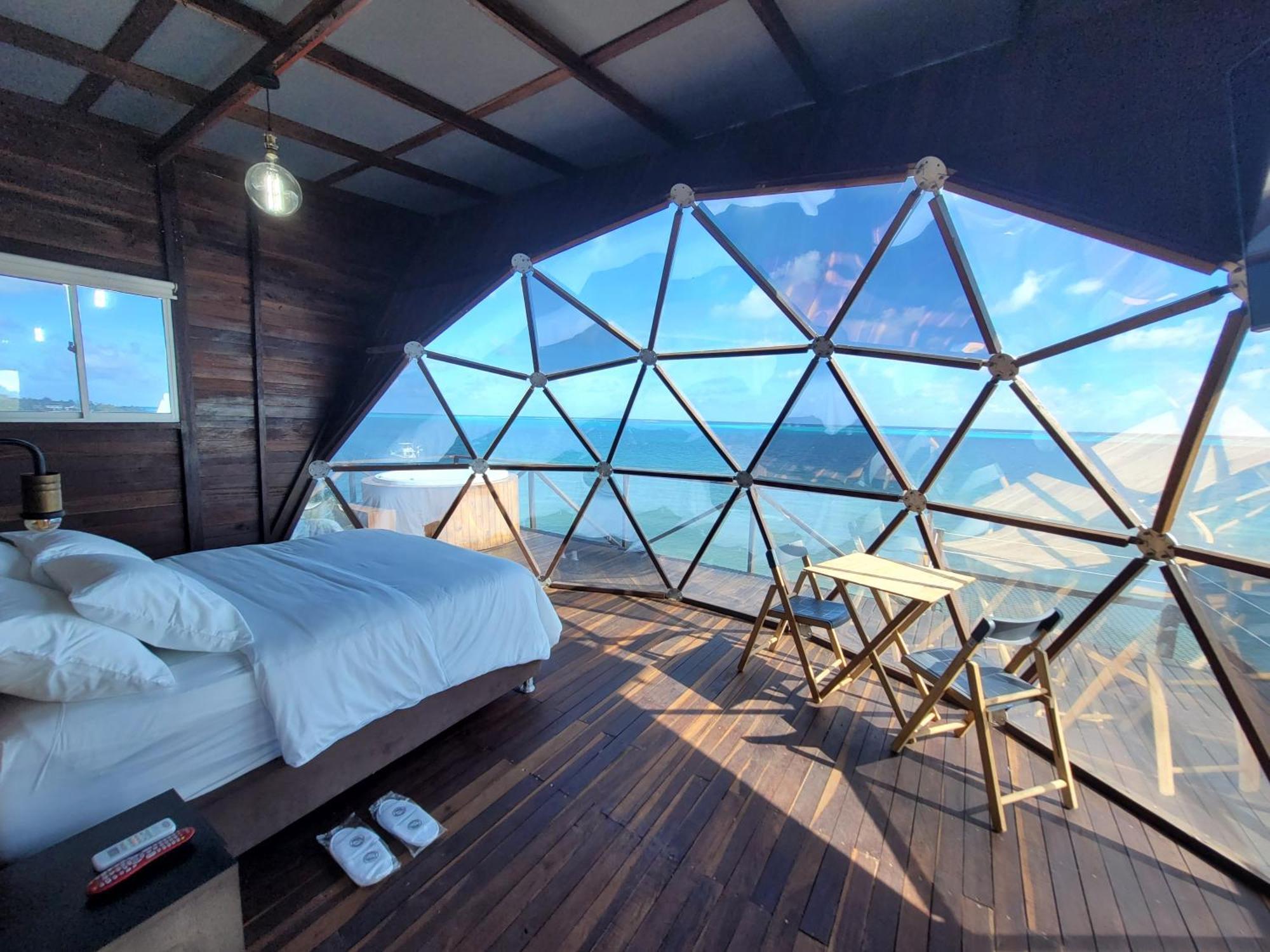 321 Surprise Beach House And Glamping Archibolds Bagian luar foto
