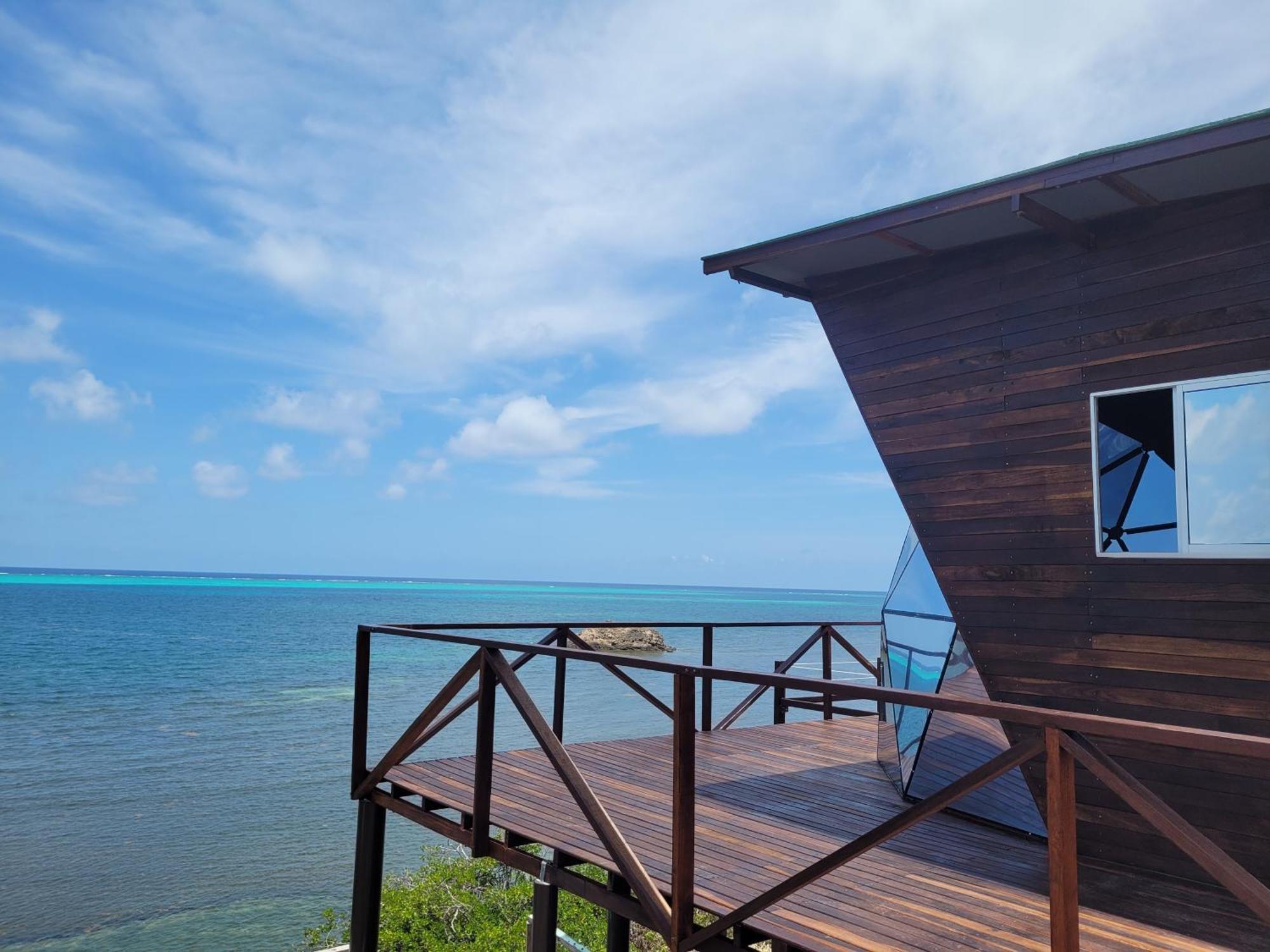 321 Surprise Beach House And Glamping Archibolds Ruang foto