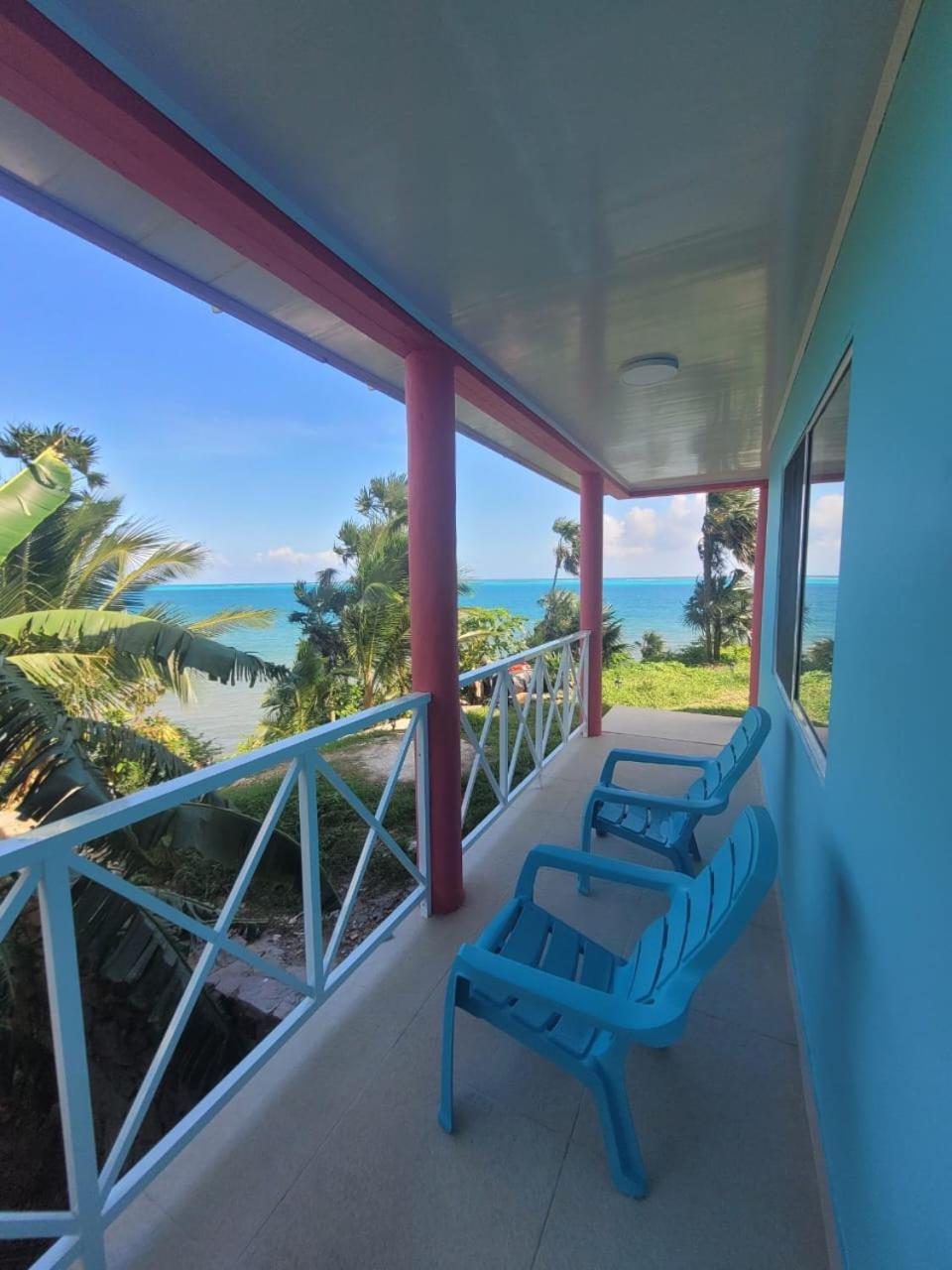 321 Surprise Beach House And Glamping Archibolds Bagian luar foto