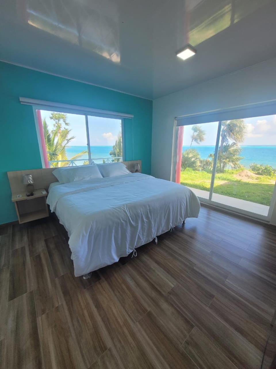 321 Surprise Beach House And Glamping Archibolds Bagian luar foto